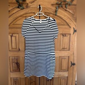 🌻 LOLE Energic T-Shirt Dress with Pockets!!